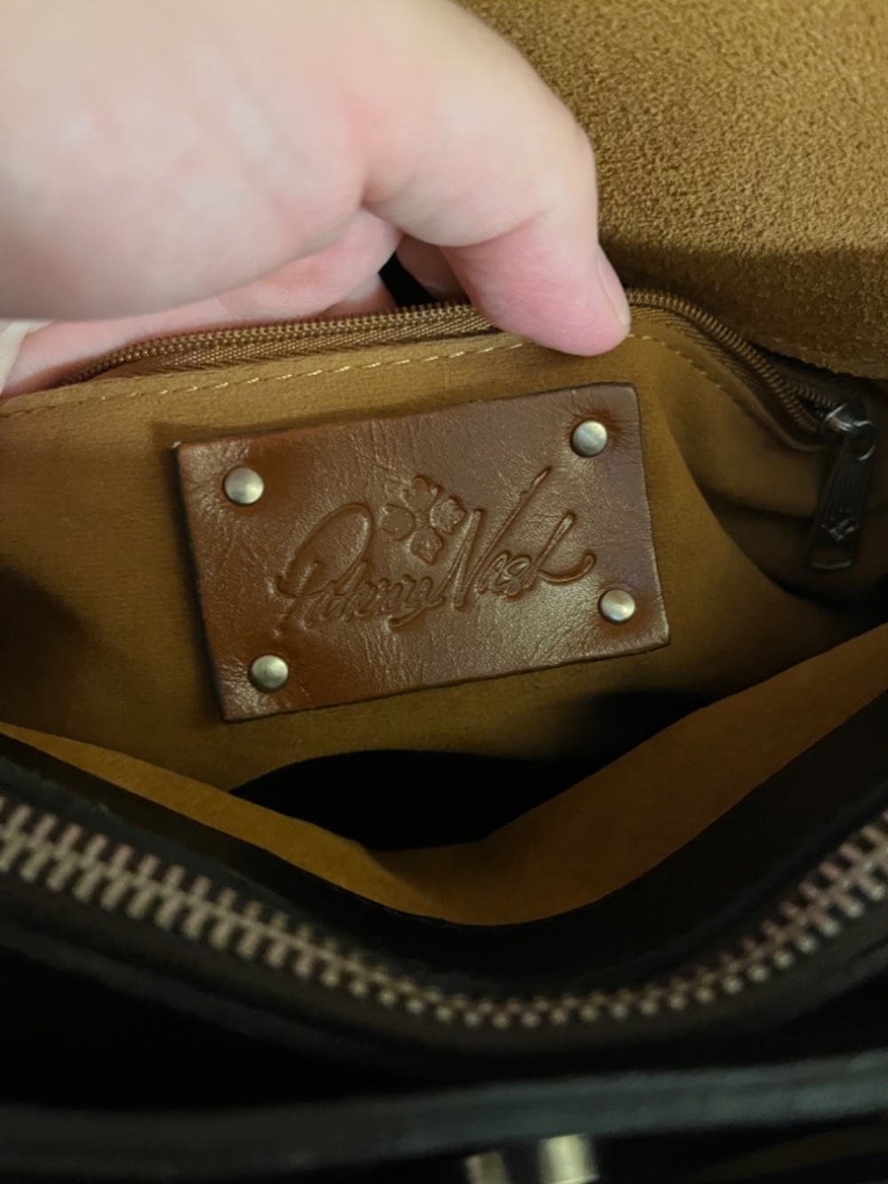 Patricia Nash Black Leather Crossbody -missing strap - Picture 7 of 11